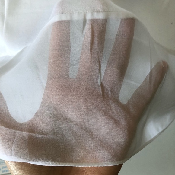 ALICE + OLIVIA White Cut-out Top - Picture 6 of 13